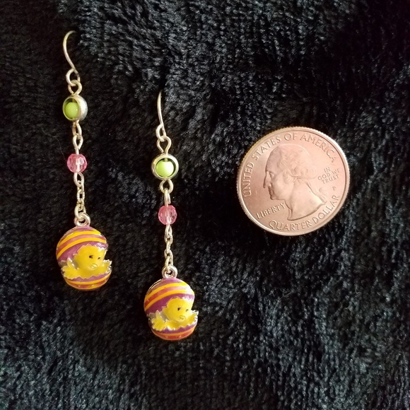 Easter Egg Chick Earrings - Picture 4 of 5
